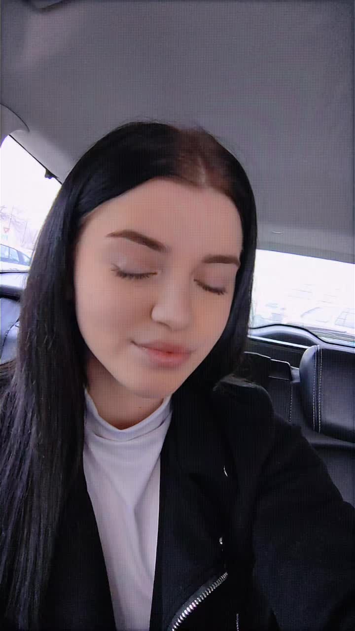 @elenaaaa🎀