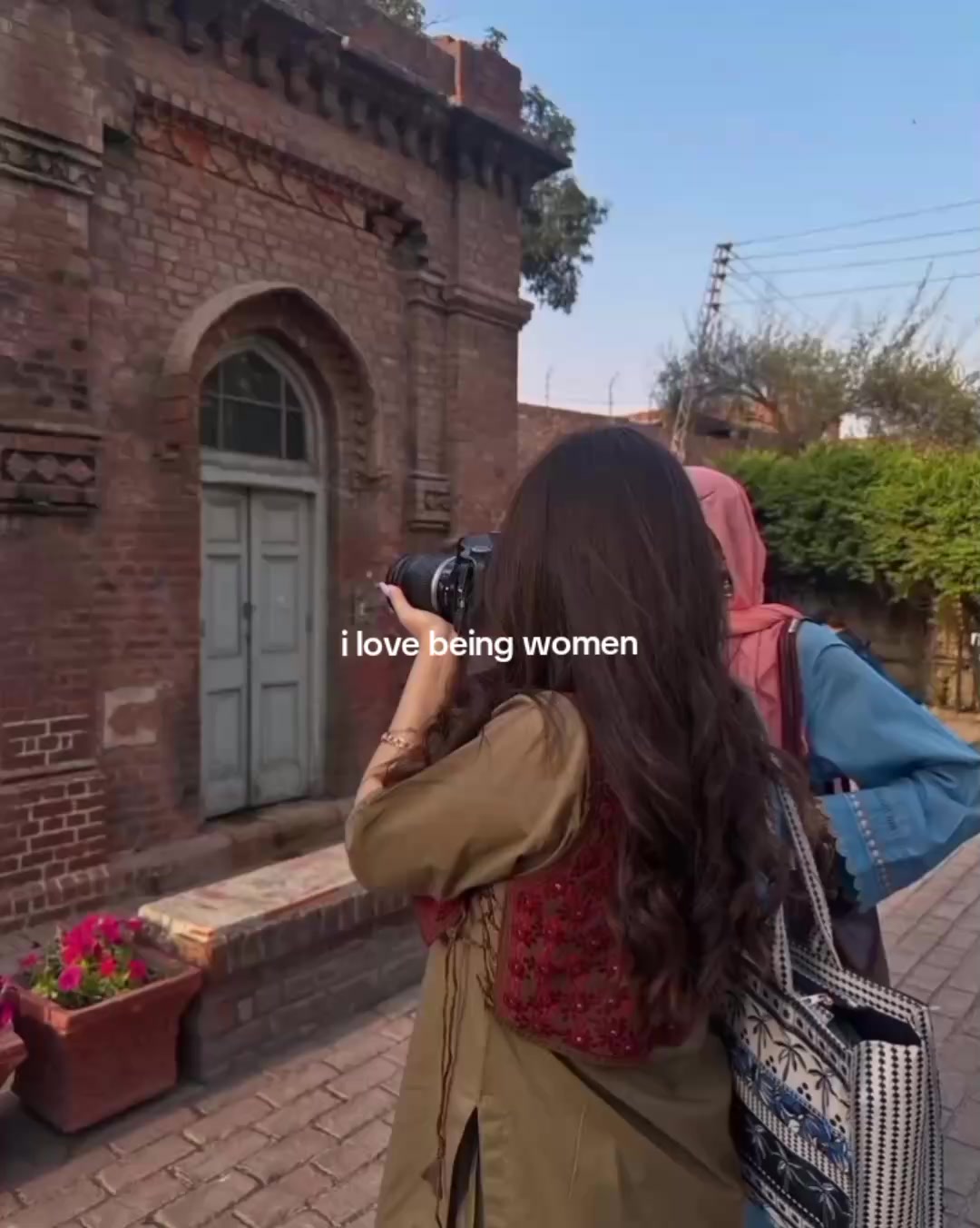 @M.