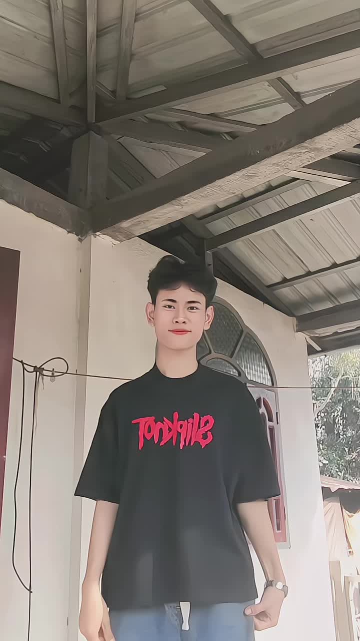 @🌊ဖိုးသိန်းငို 🌊