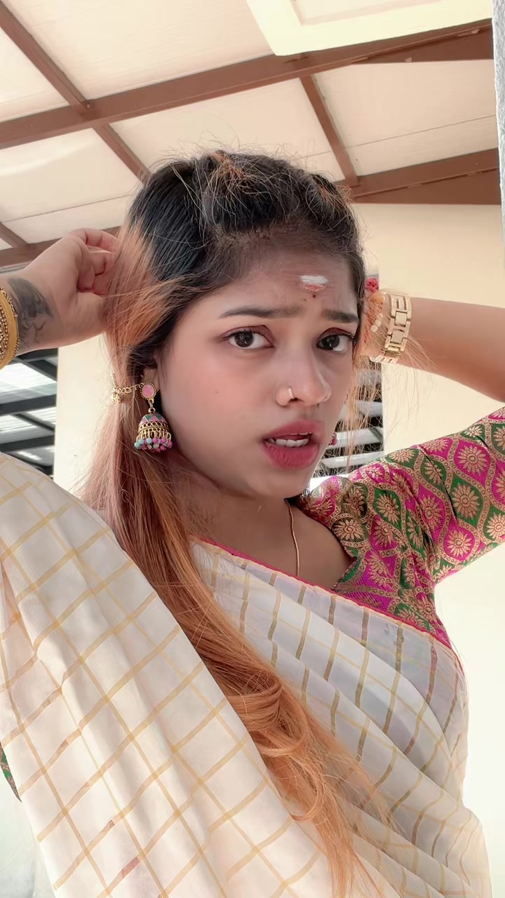 @Jenishaa._