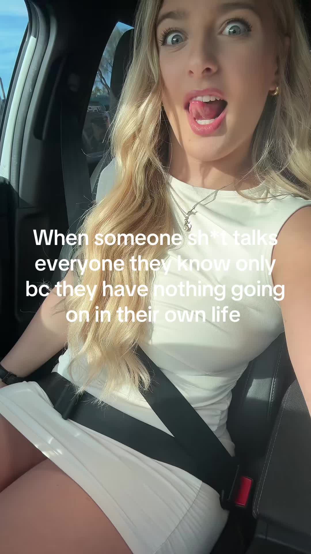 @Mia