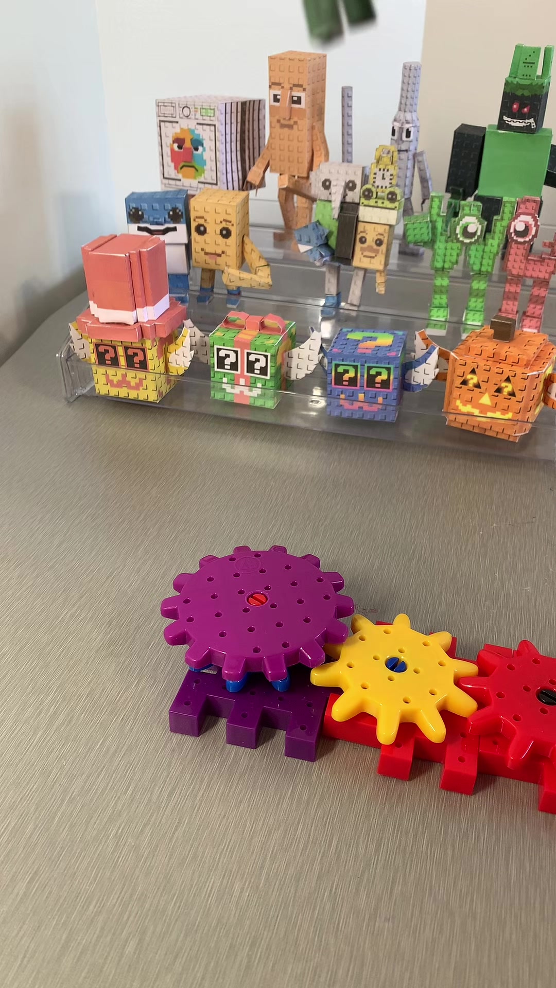 @Lego & papercraft with ginger