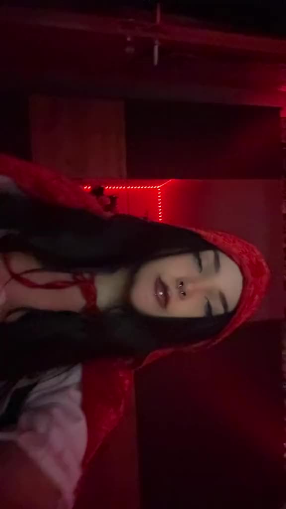 @vani 🦇