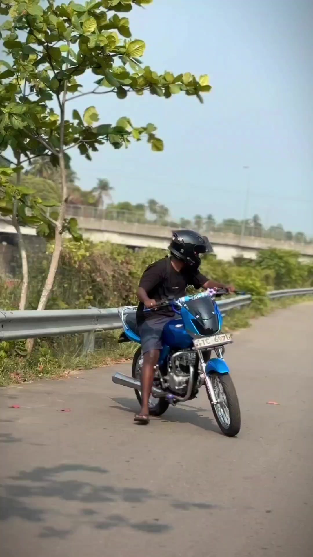 @𝗠𝗥. කළු මල්ලි 🥵🩵🔐"