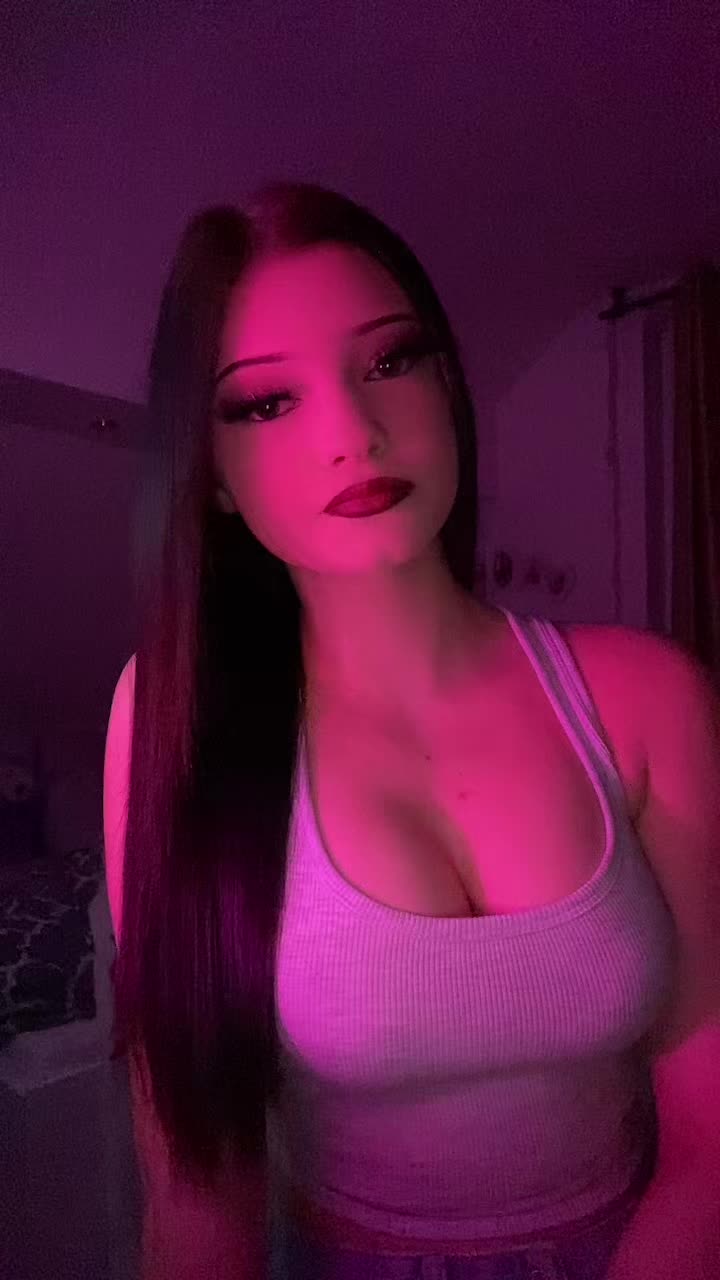 @adelka