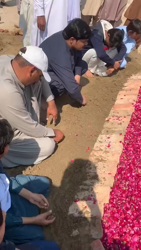 @BiLLA_Mehar253