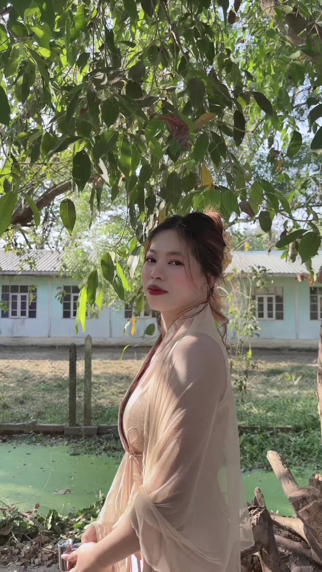 @BORA