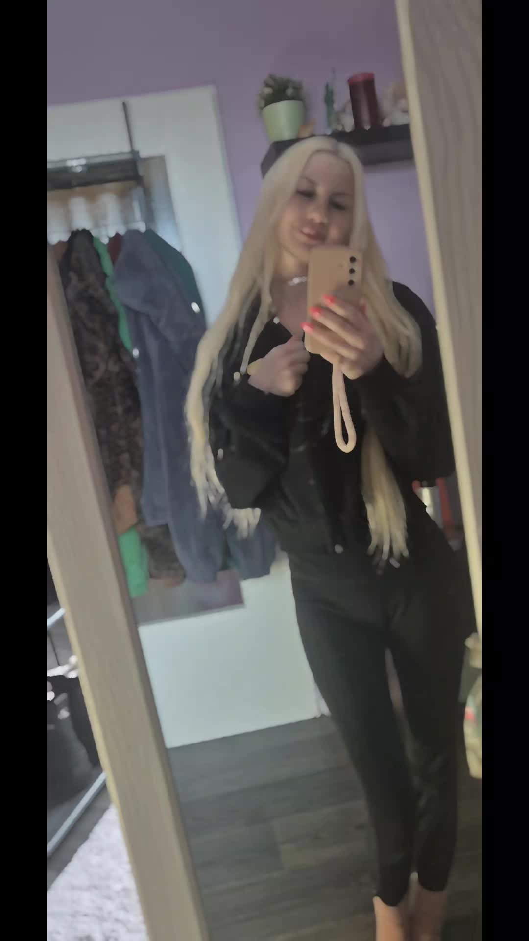 @Jolina_Wild