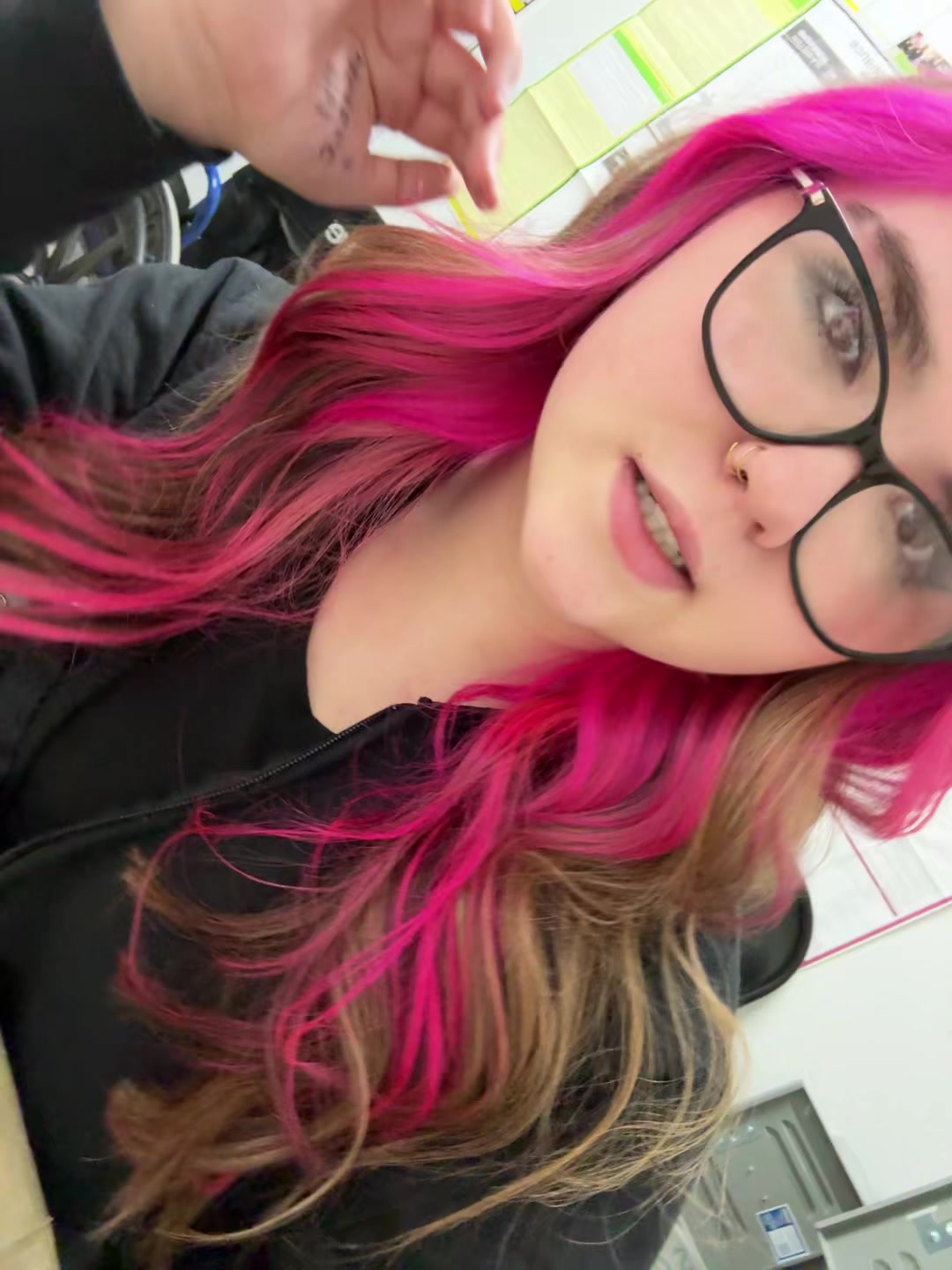 @sabrina