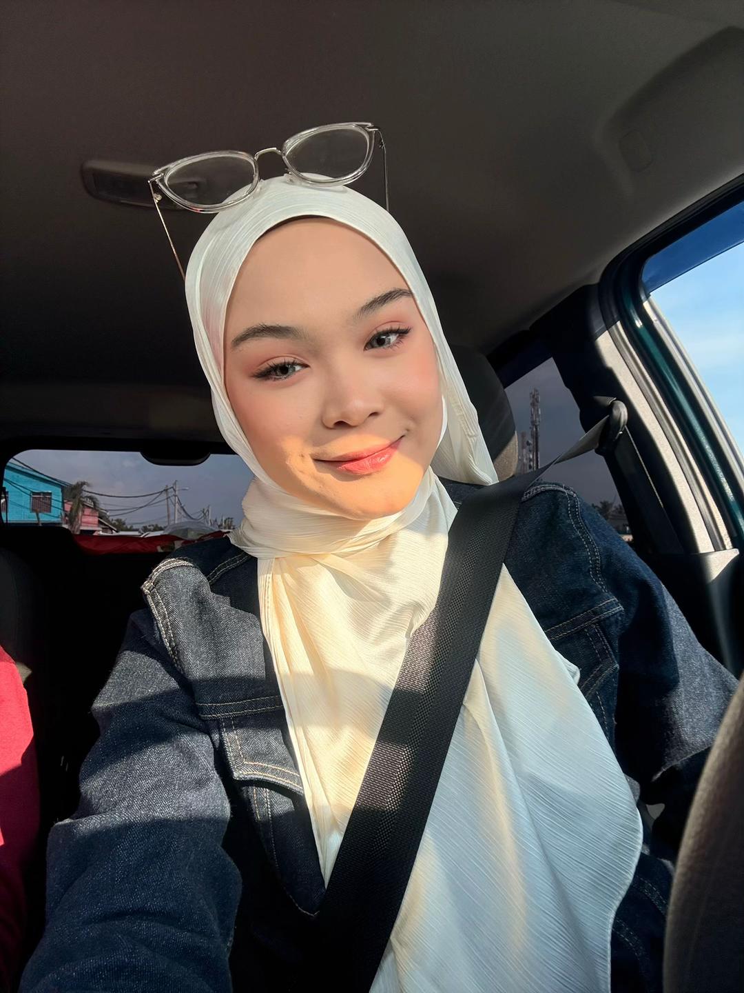 @y4ni3
