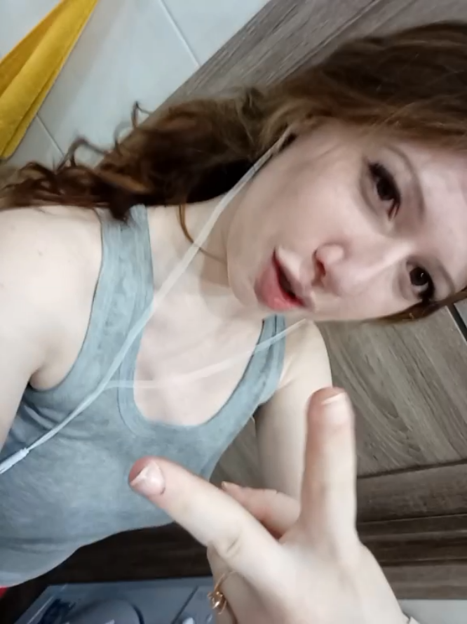 @Олеговна 🎧