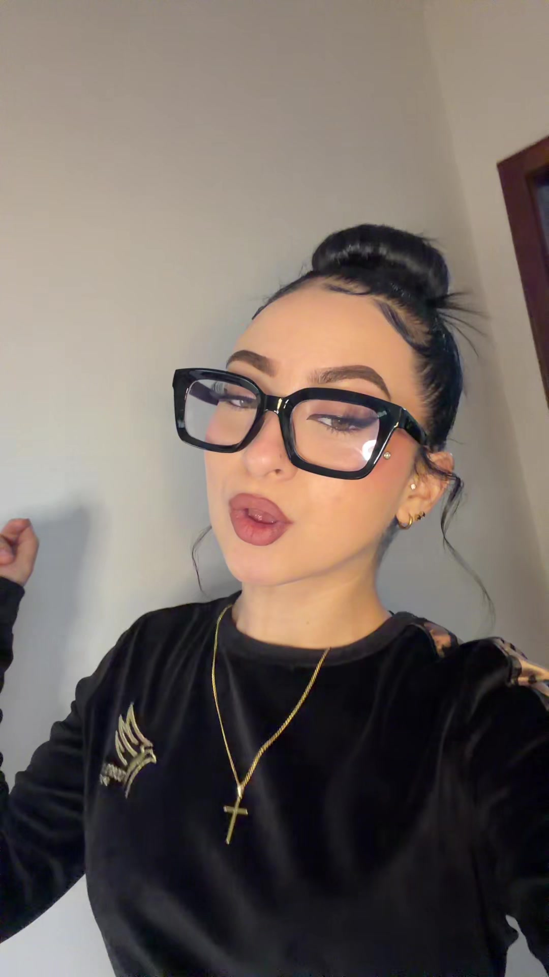 @Thal&iacute;a🪷