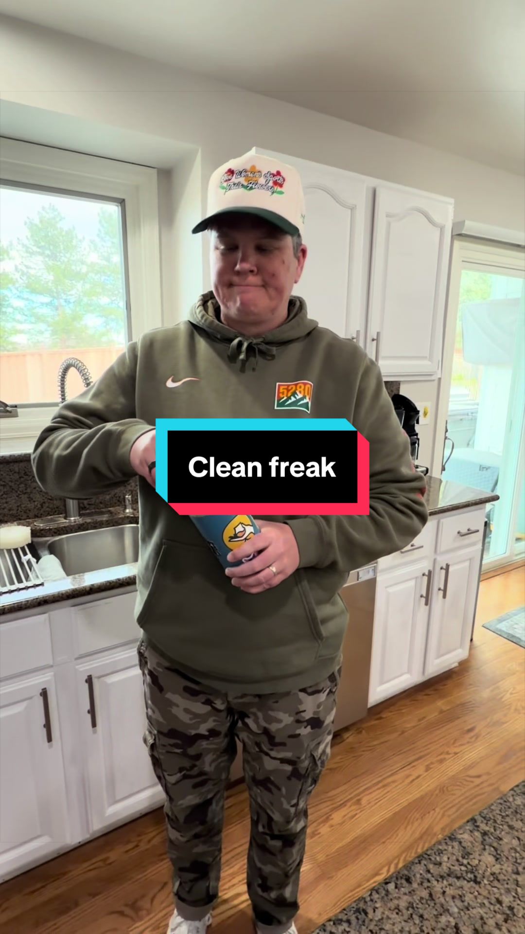 @Megan married Meagan 🏳️🌈