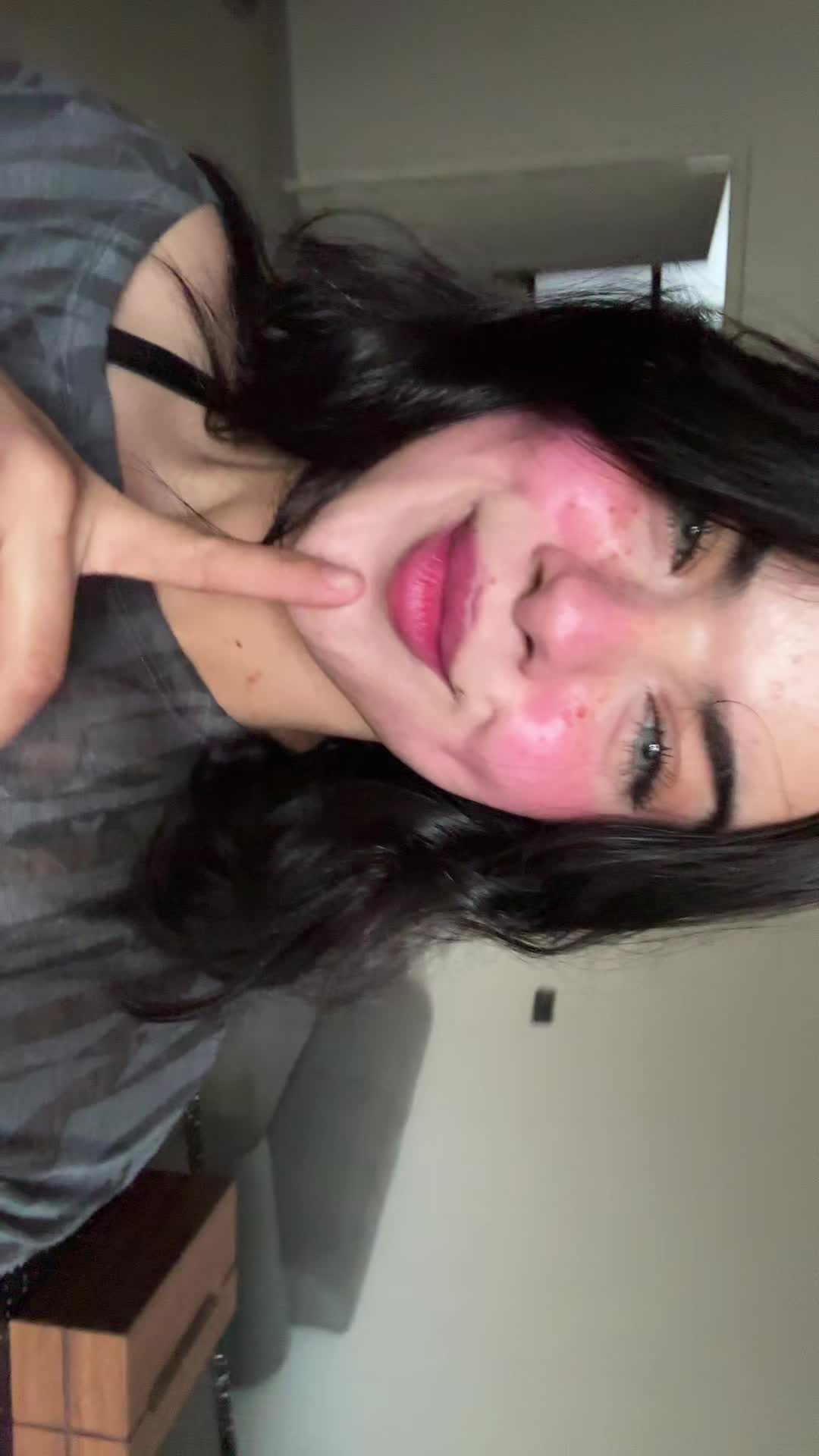 @aya_monah