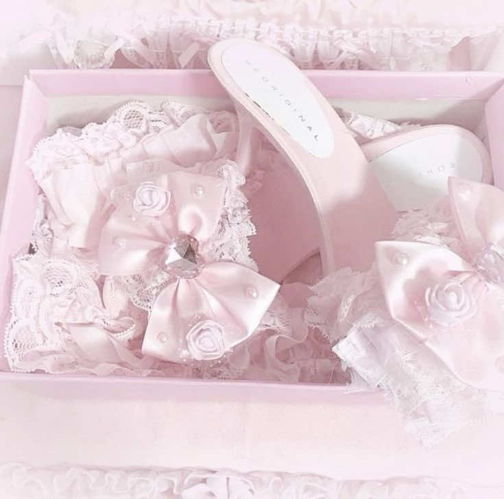 @vale ૮꒰ ˶&bull; ༝ &bull;˶꒱ა♡