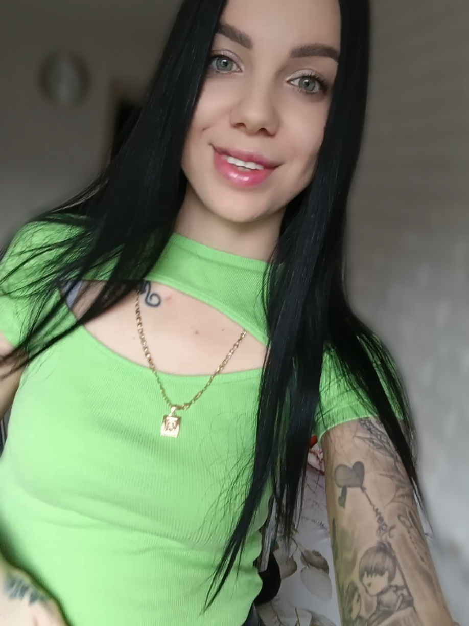 @czarneniebo___