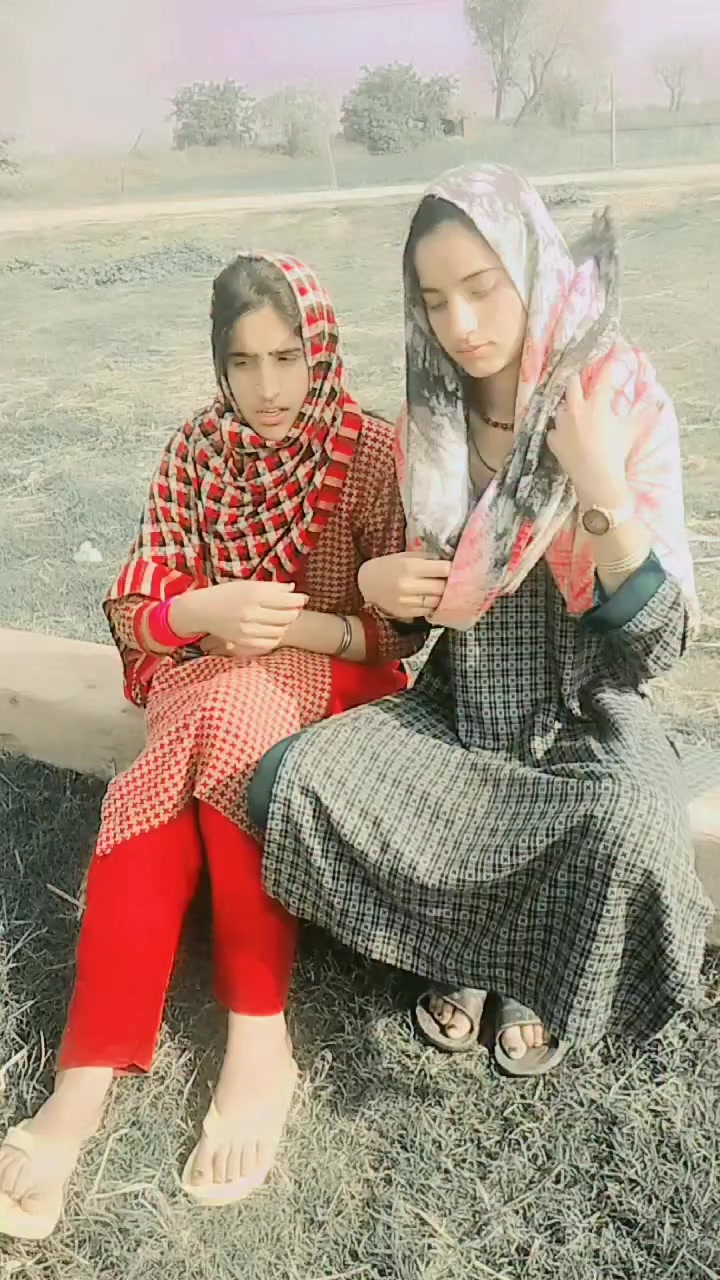 @Sana♡ کشمیری🥀