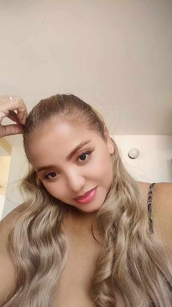 @Odalyzca