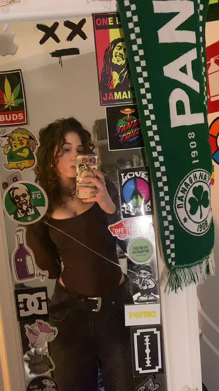 @alexandrazn