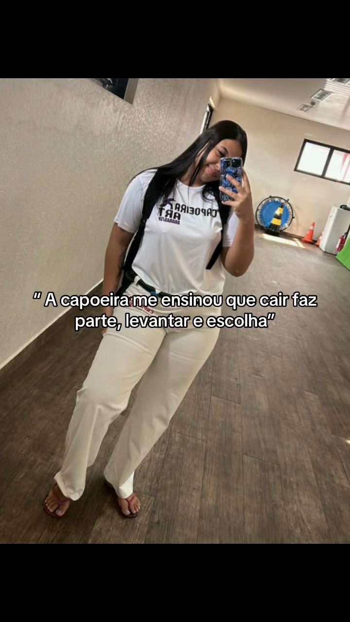@Cal&ocirc;- Capoeira 🏅