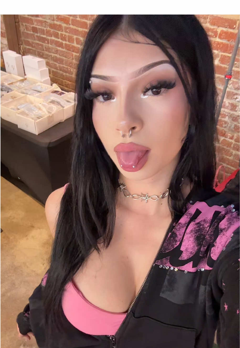 @itskiraswrld