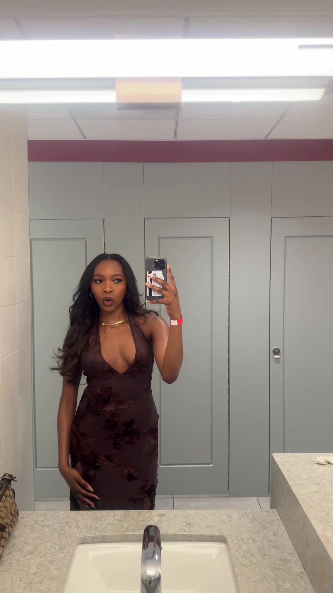 @anishaaniyah