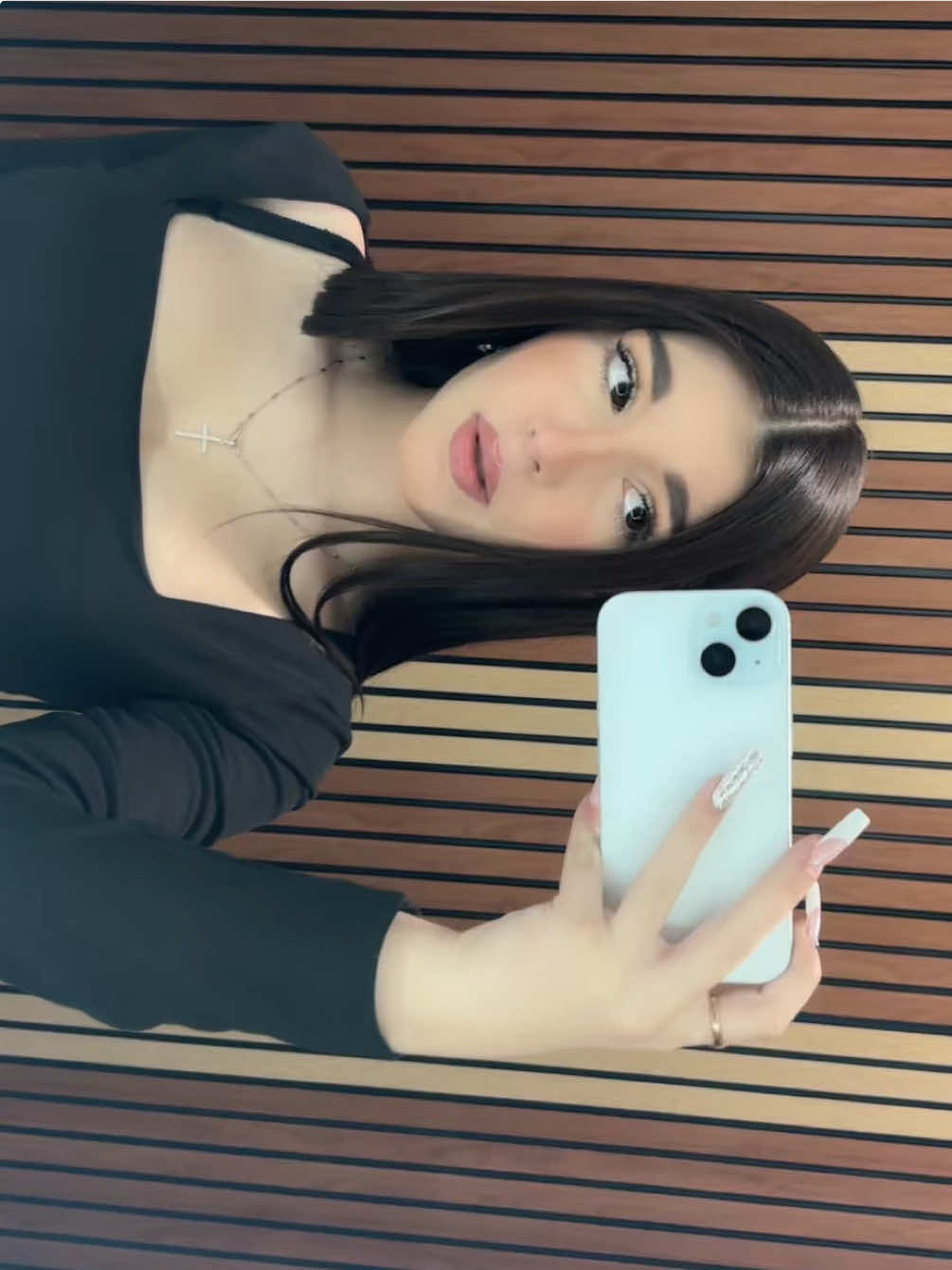 @𝑽𝒆𝒓𝒐𝒏𝒊𝒌𝒂🪽