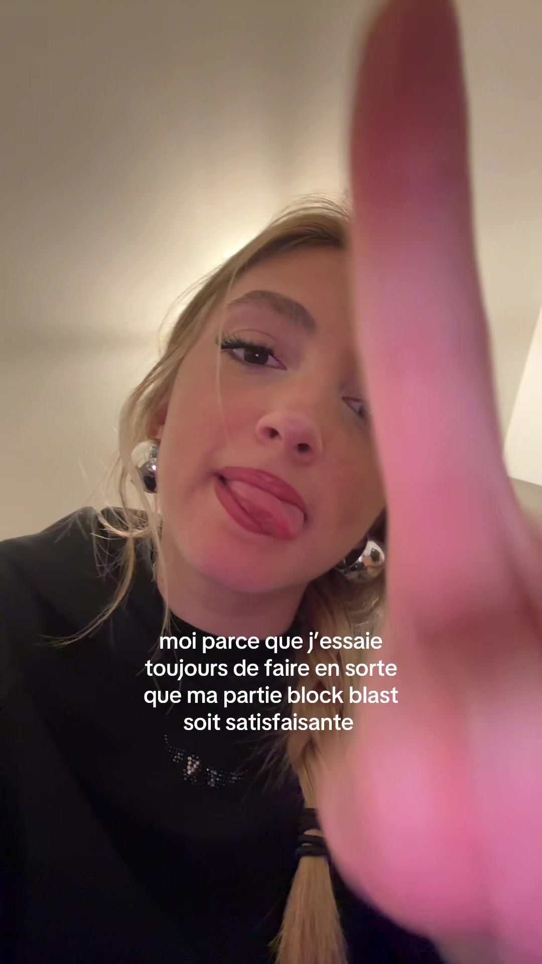 @VICTORIA🍒🍒