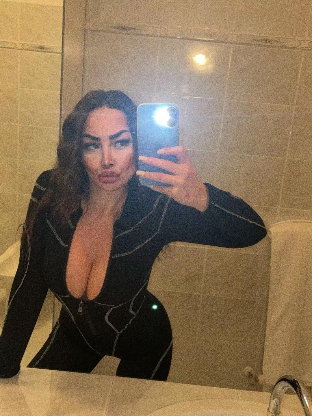 @𝐀✨