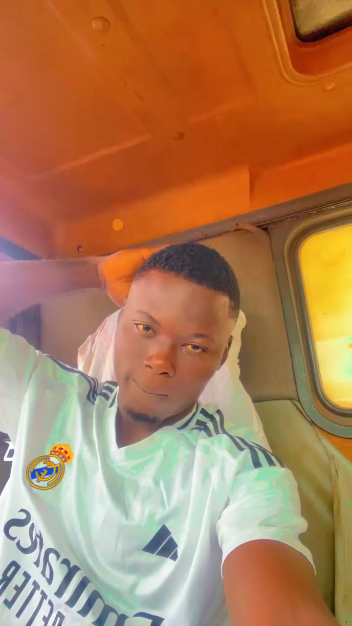 @Stefan 🇹🇬🇺🇸✌️💪🏻