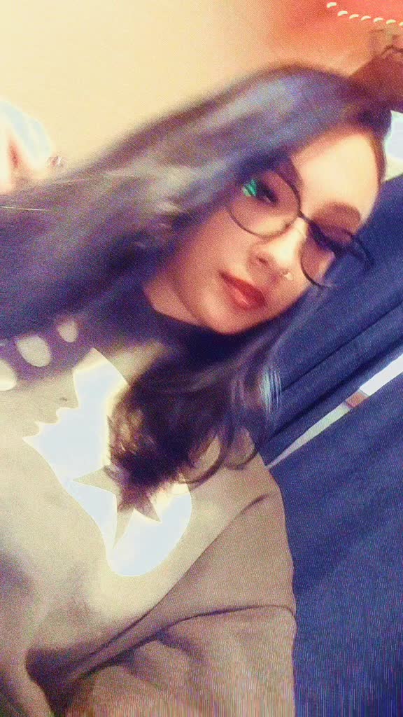 @𝓫𝓫𝔂𝓵𝓮𝔁♛
