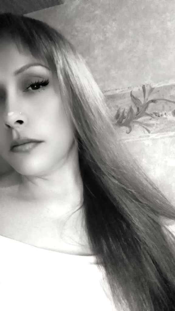 @savinachavez