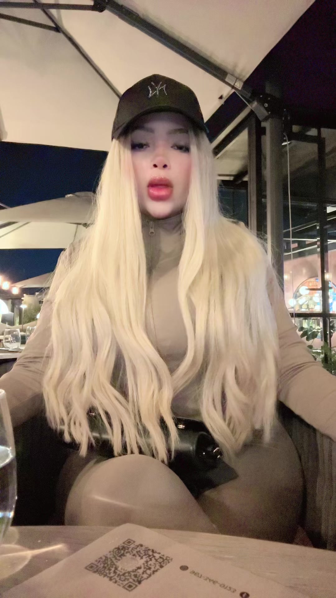 @1710lamu&ntilde;eca