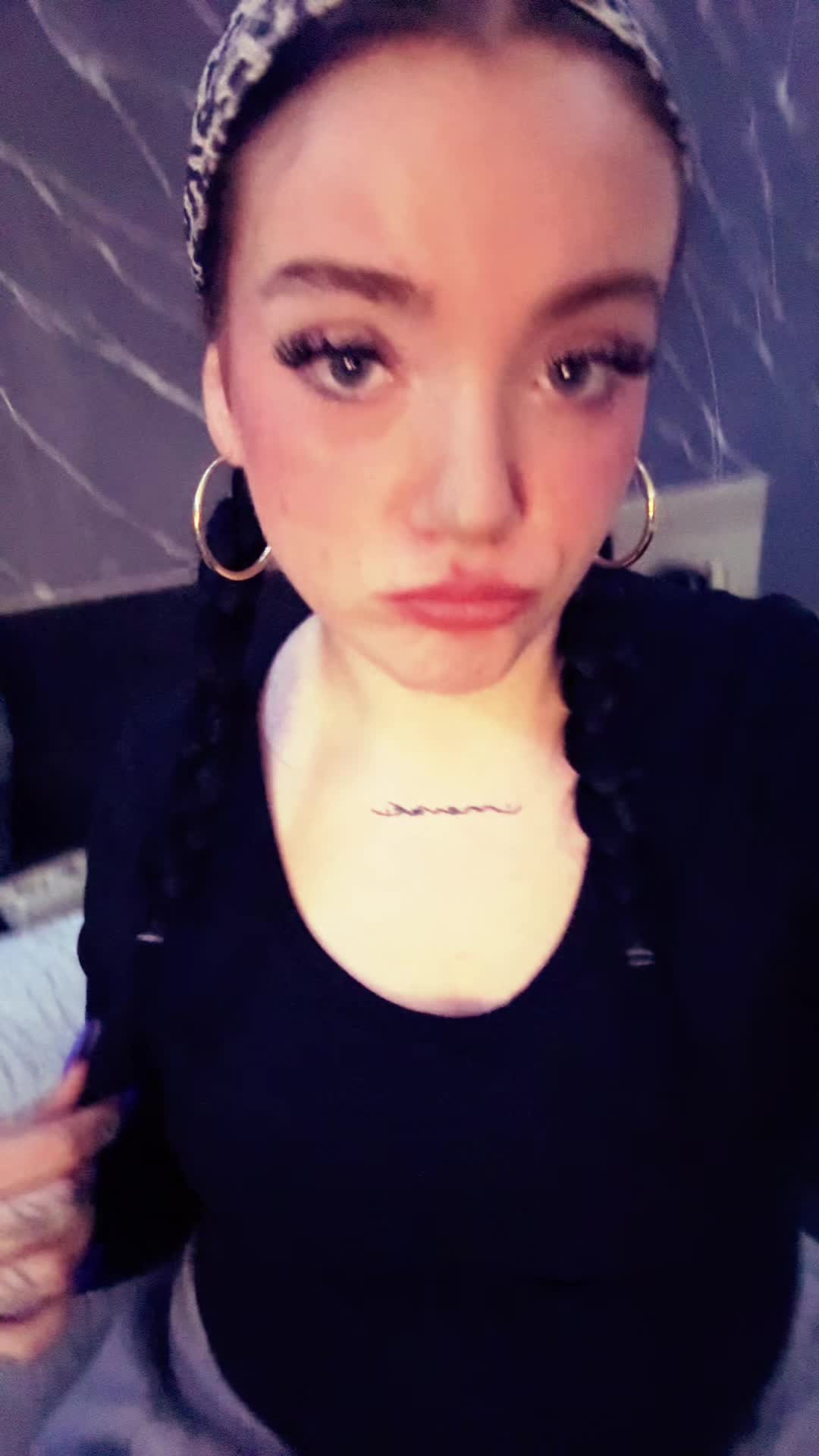 @𝓐𝓵𝓫𝓲𝓽𝓪𝓯𝓪𝓻𝓪𝓸𝓷👼🏻