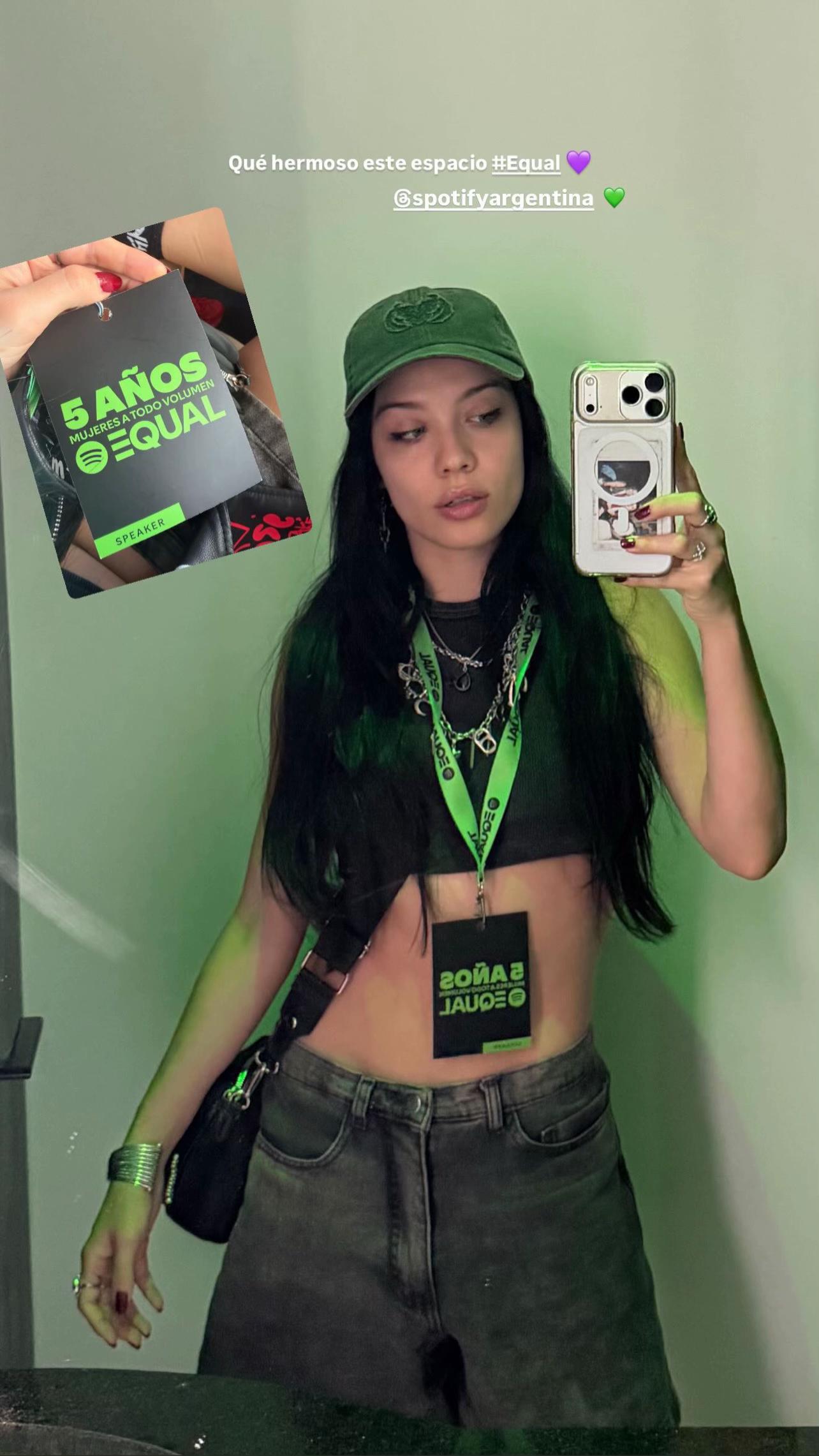 @Carrrr