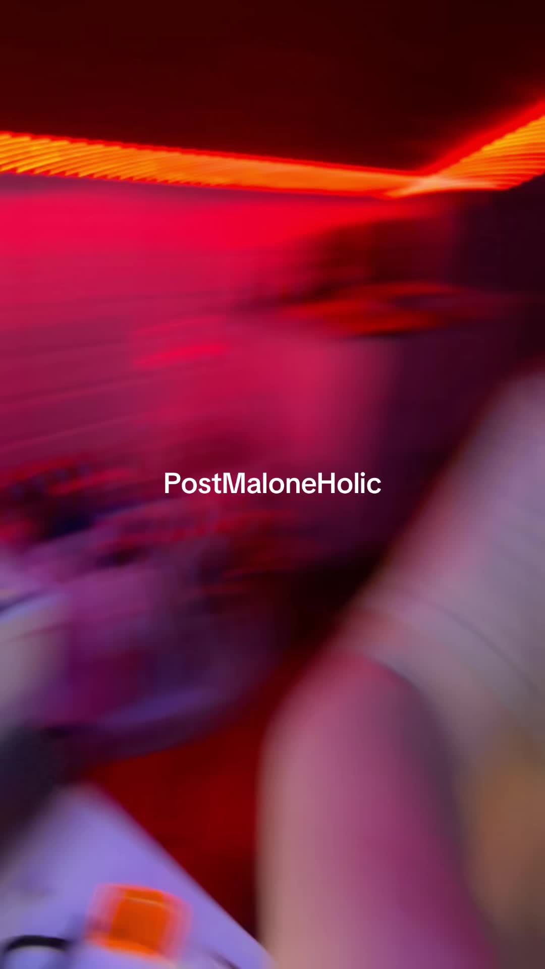 @𝐄𝐋𝐋𝐘