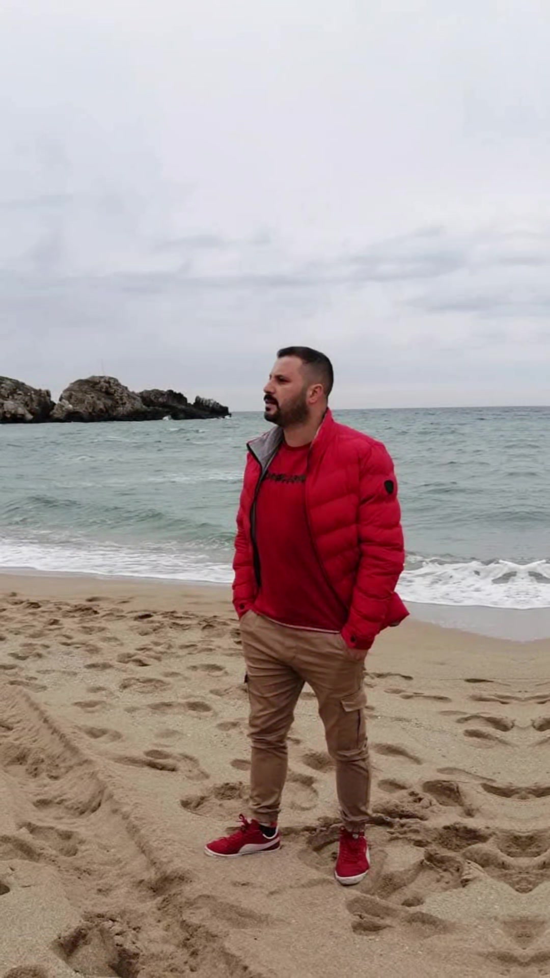 @&Ouml;ZG&Uuml;R