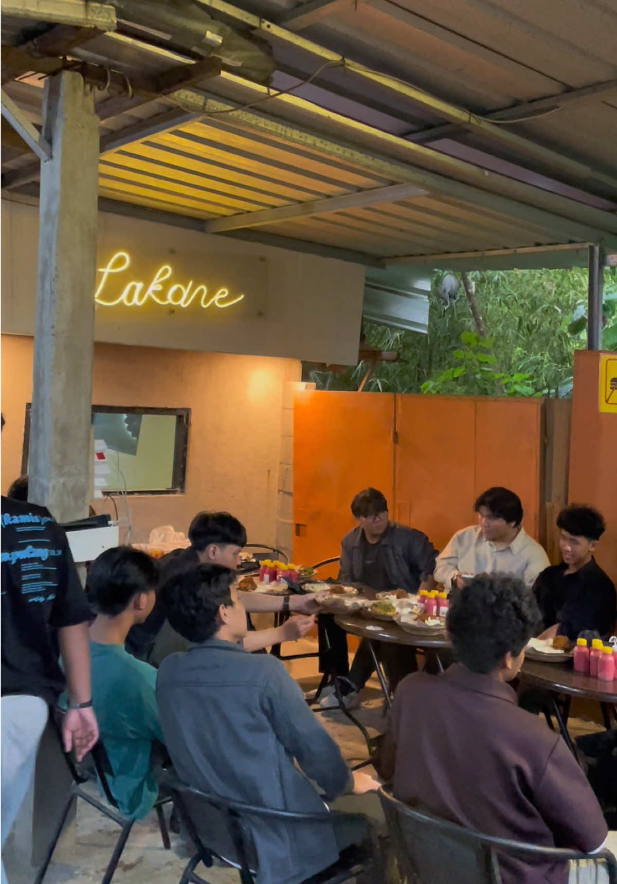 @warungsenilakone