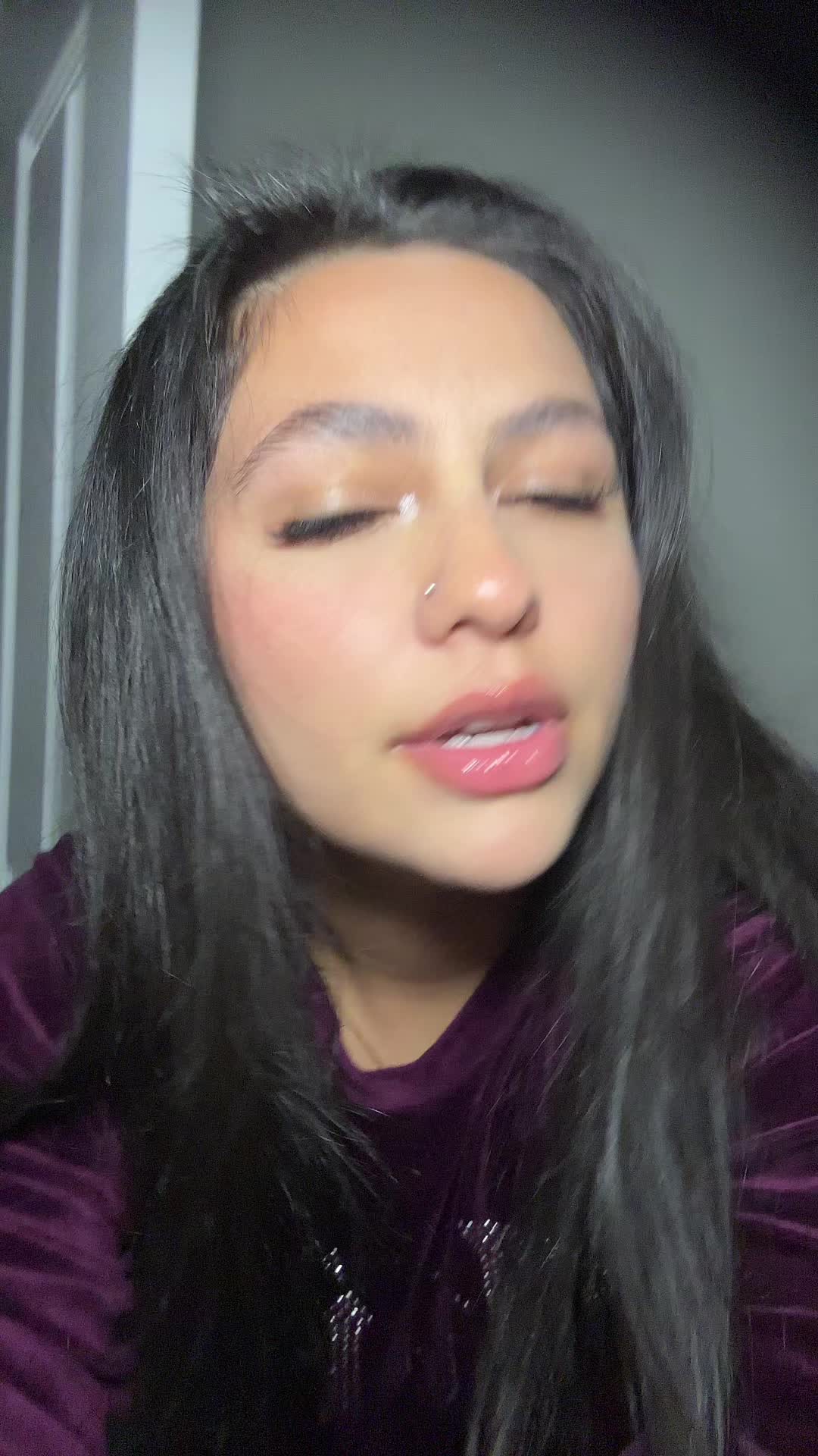 @Bella