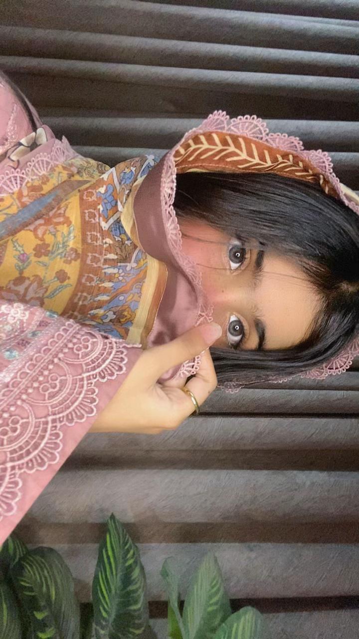 @Unzila Junejo