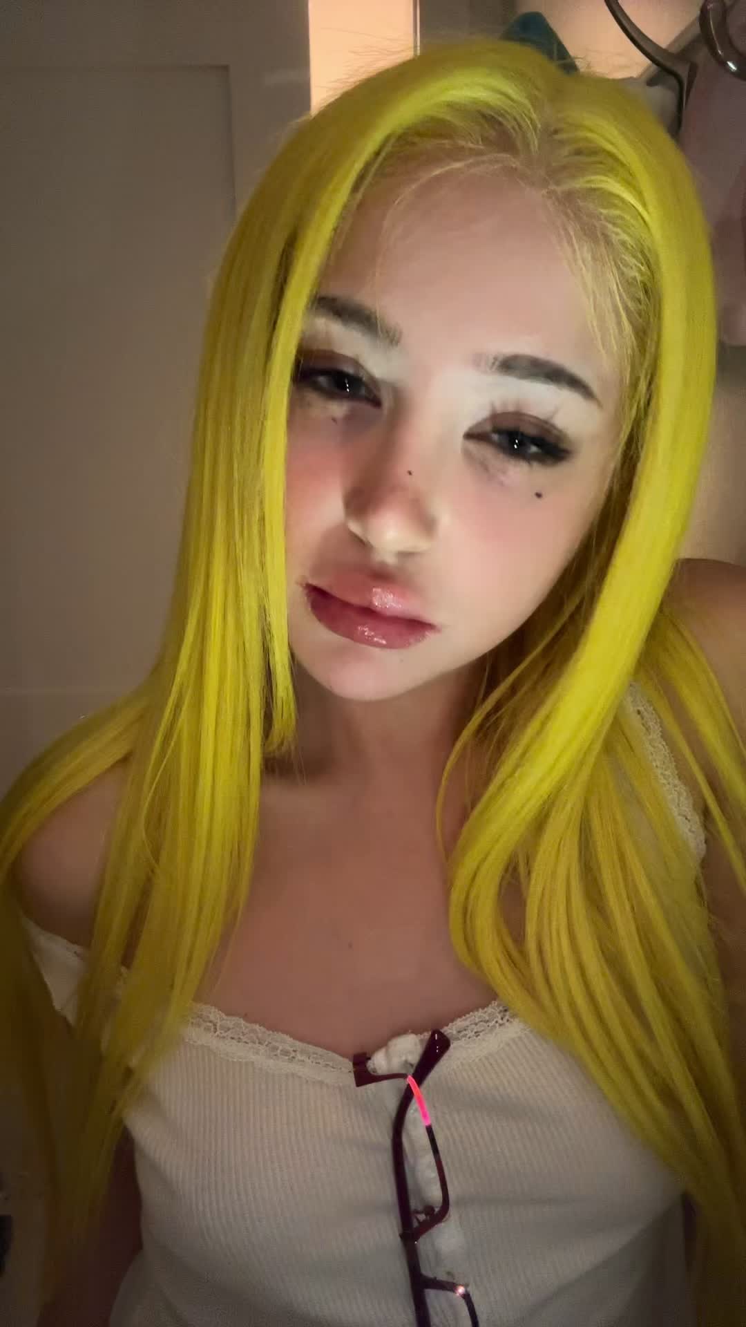 @Anoi