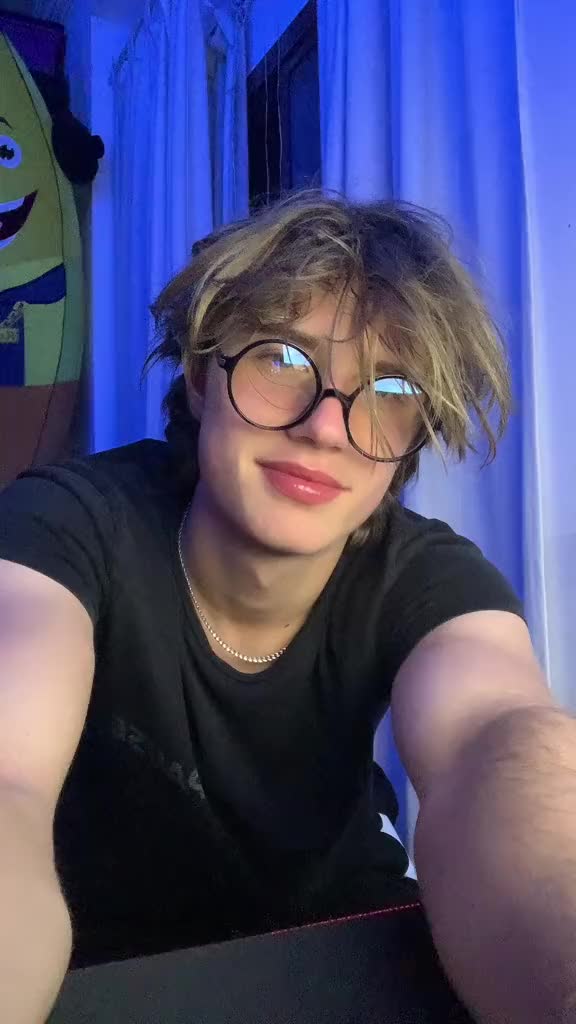 @Cody😶&zwj;🌫️