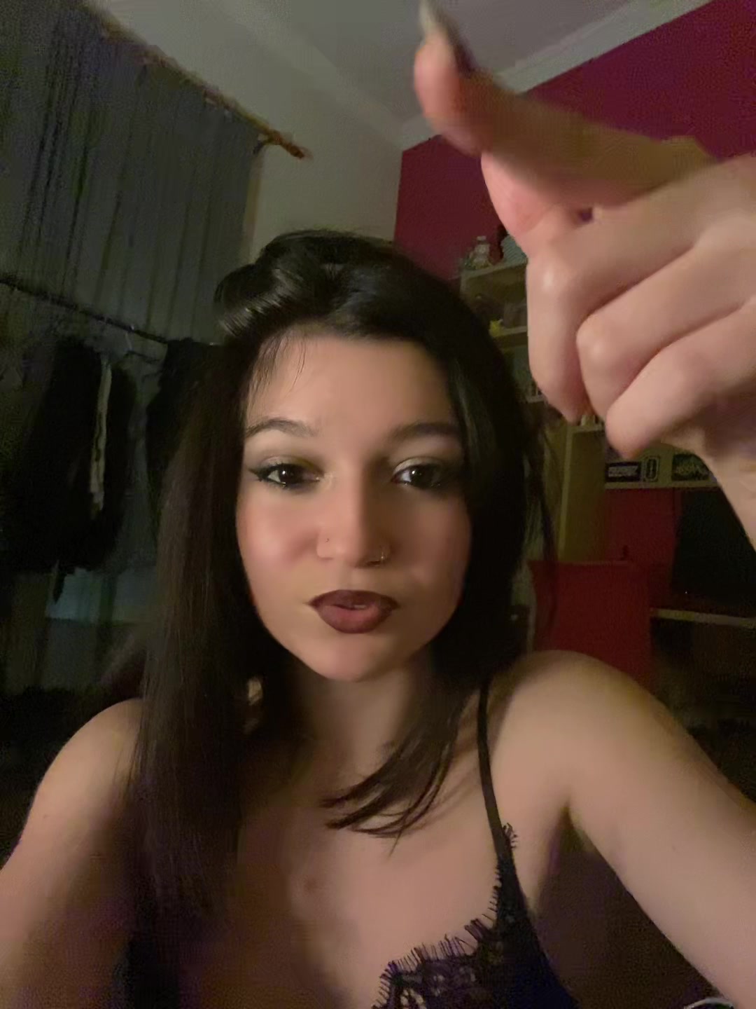 @👩🏻