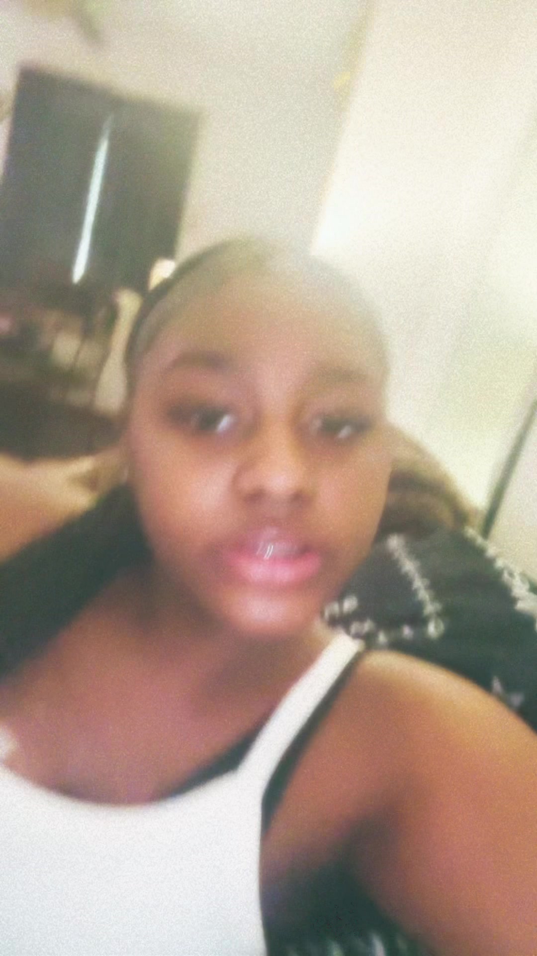 @averylamorie