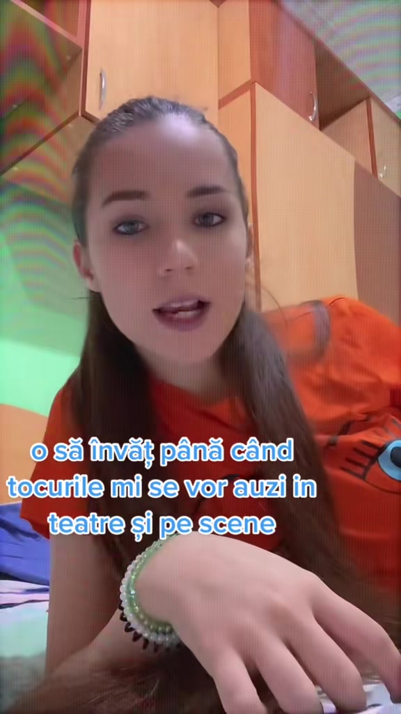 @_deniiiiz
