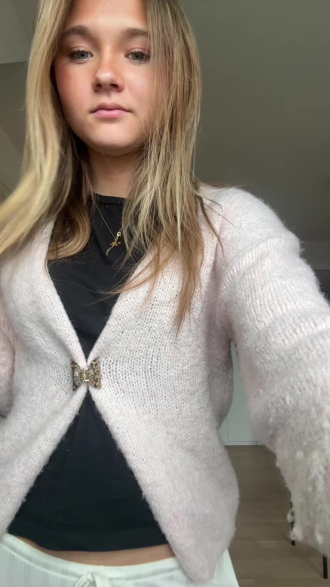 @Elle