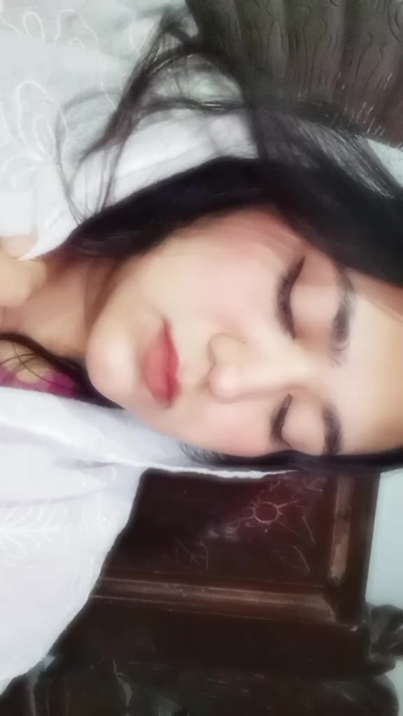 @Farhana ema🌷