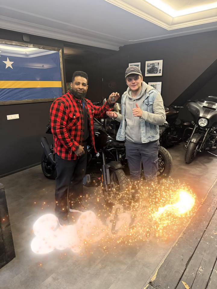 @CPcustomz