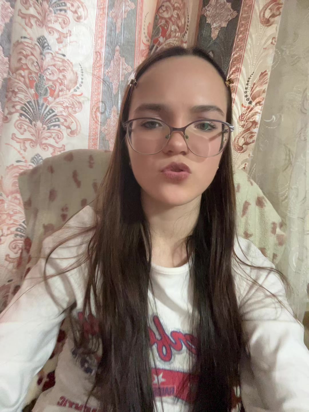 @𝒂𝒍𝒆𝒄𝒉𝒌𝒂💐