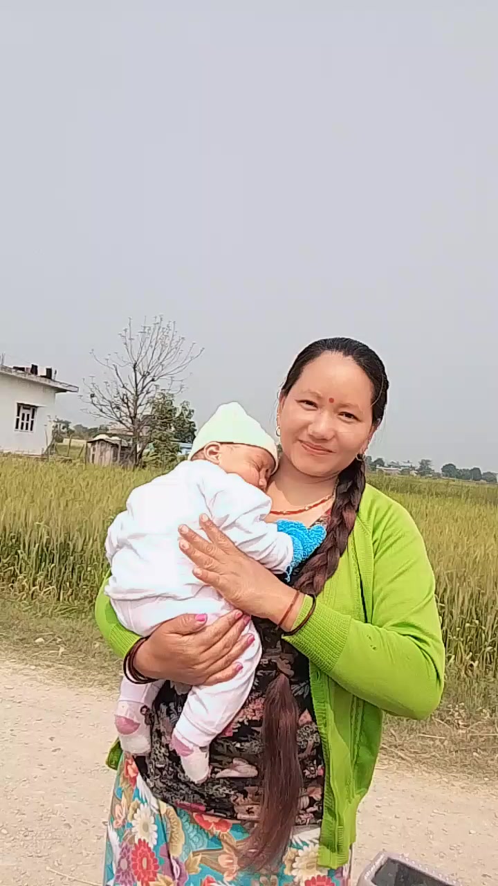 @ishika_thapa(&bull;‿&bull;)